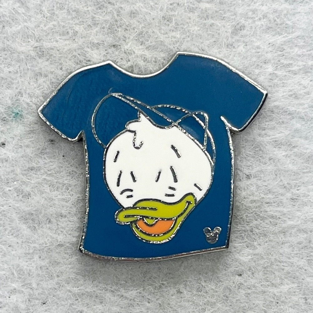 🔮 5/$25 Disney DuckTales Dewey Duck T-Shirt Pin
